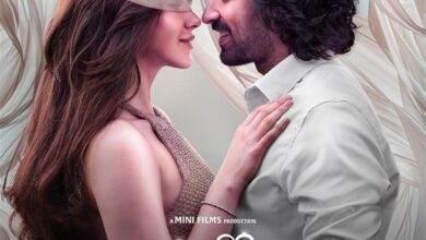 Aankhon Ki Gustaakhiyan