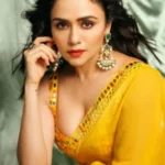 Amruta Khanvilkar