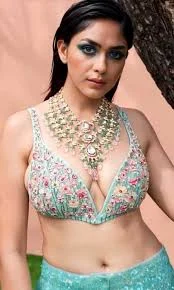 Mrunal Thakur