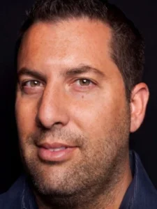 Christopher Lennertz