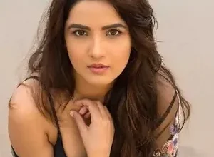 Jasmin Bhasin