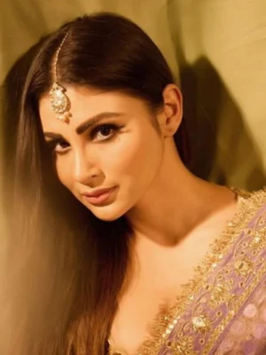 Mouni Roy