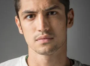 Gabriel Leone