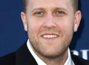 Jon Erwin