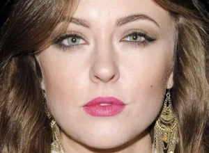 Katharine Isabelle