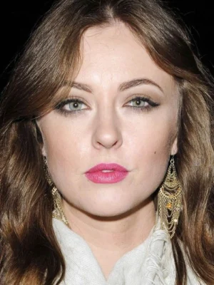 Katharine Isabelle