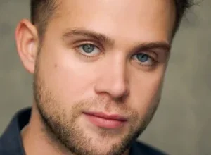 Leo Woodall