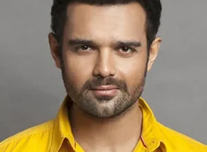 Mahaakshay Chakraborty
