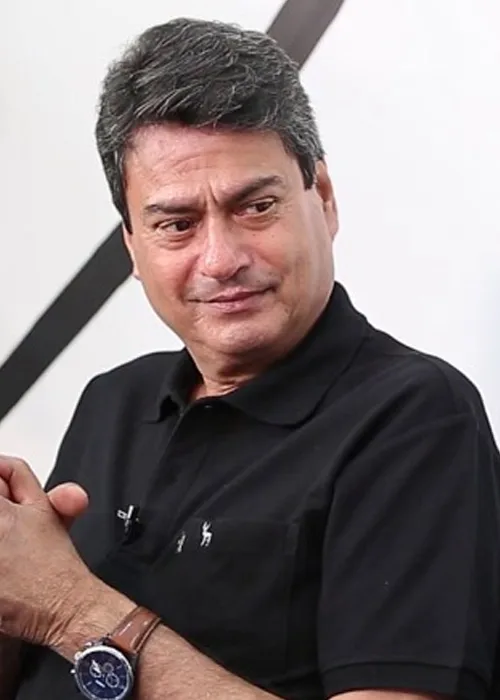 Kanwaljit Singh as DGP Inderpal Singh Bitta
