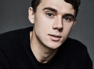 Calam Lynch